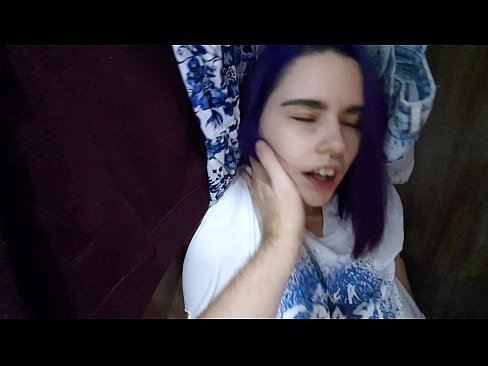❤️ Našel sem svojo sestro v omari in ji pomagal narediti ️❌ Seks pri nas ❌️